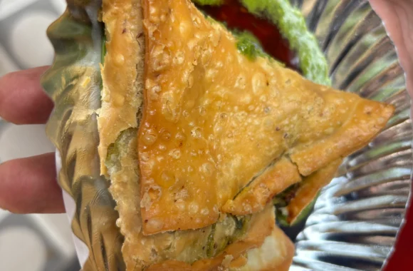 Samosa, Ganesh Sweets
